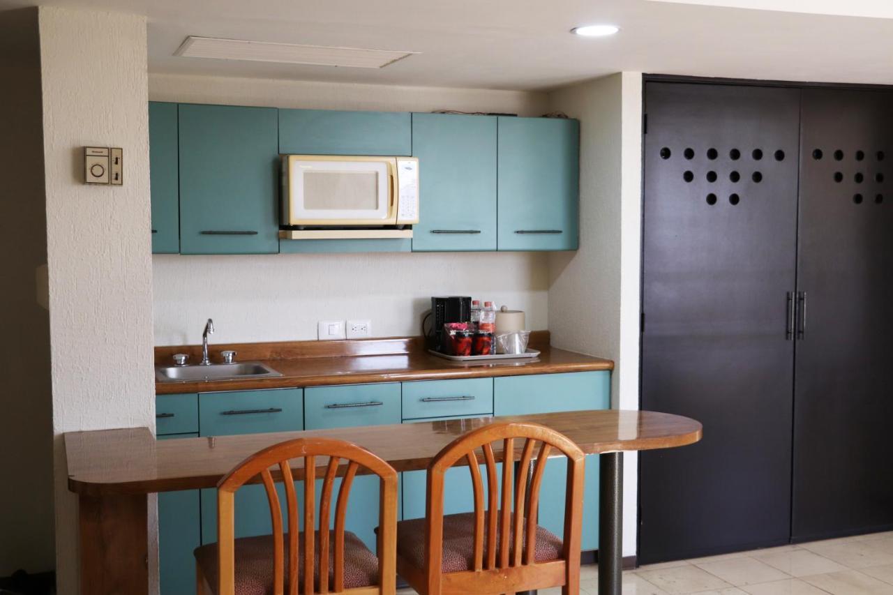 Ramada Hola Culiacan Ngoại thất bức ảnh