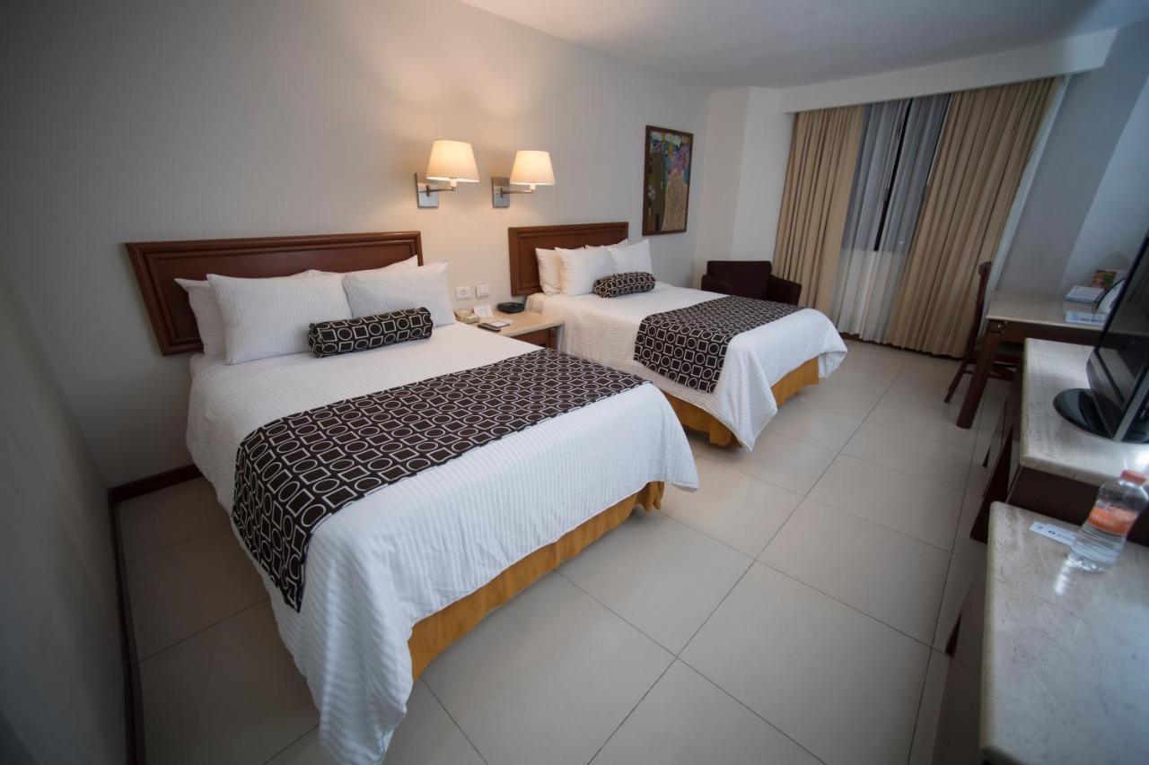 Ramada Hola Culiacan Ngoại thất bức ảnh
