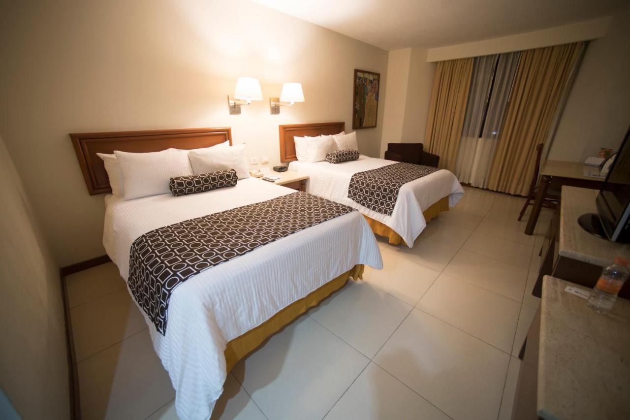 Ramada Hola Culiacan Ngoại thất bức ảnh