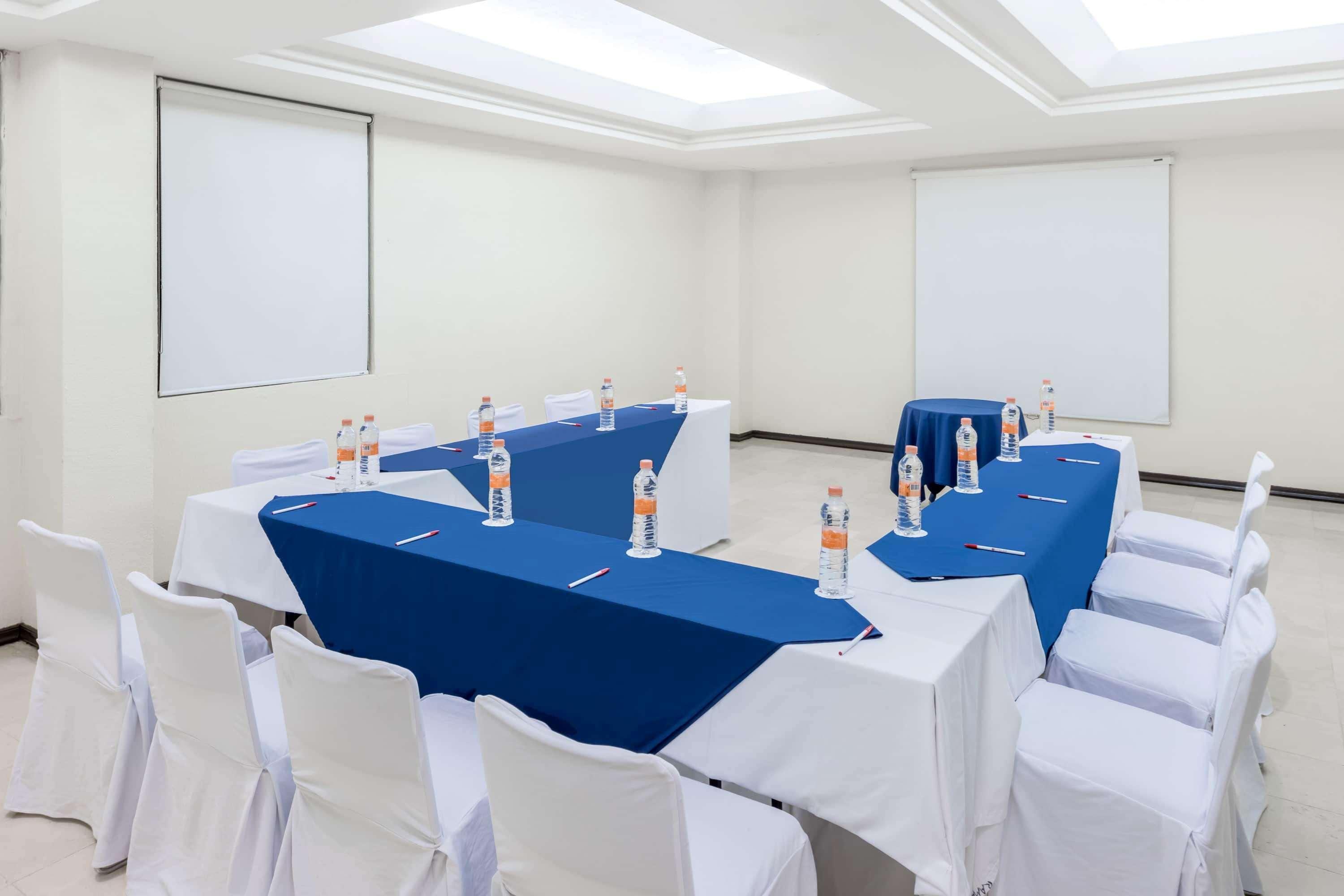 Ramada Hola Culiacan Ngoại thất bức ảnh