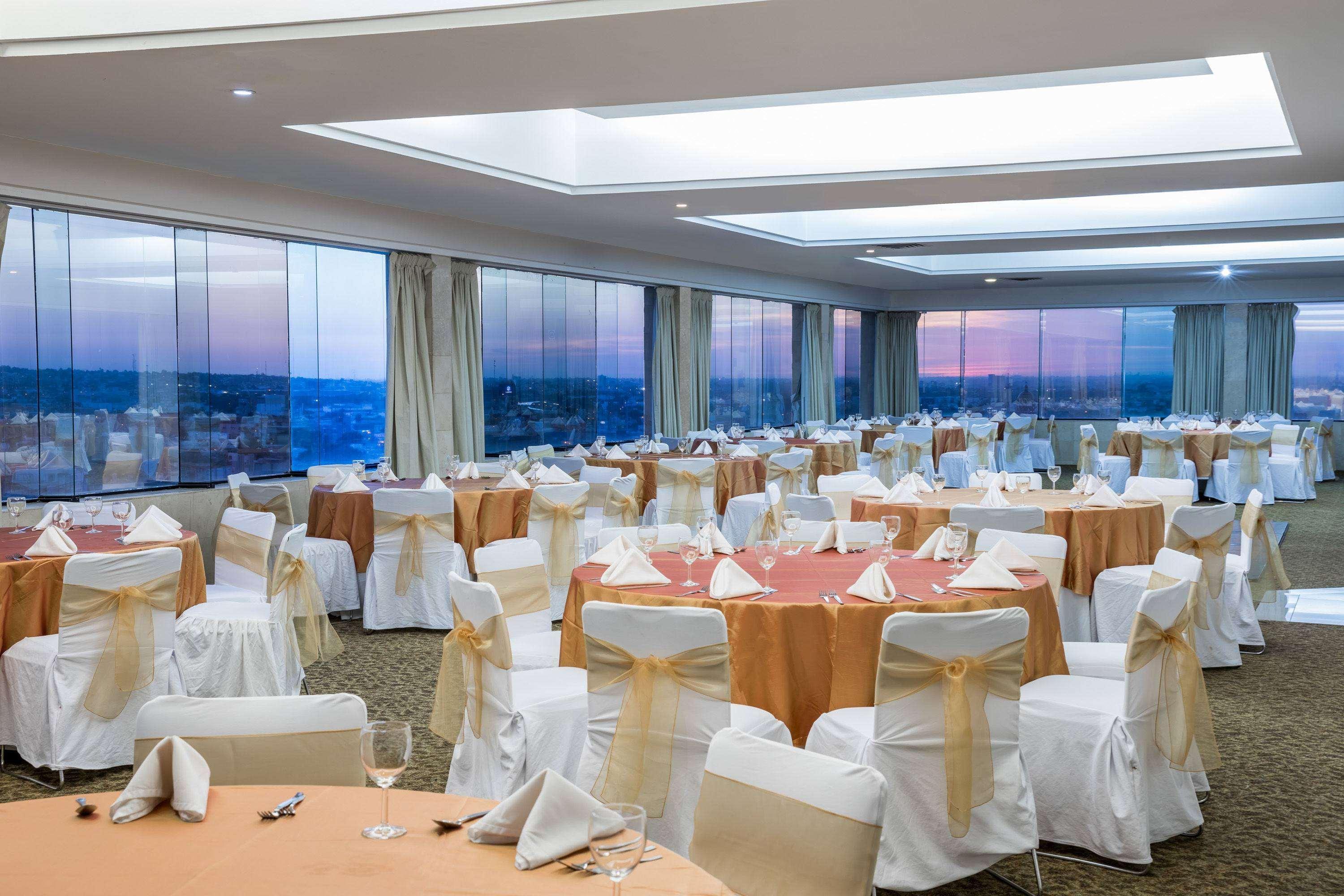 Ramada Hola Culiacan Ngoại thất bức ảnh