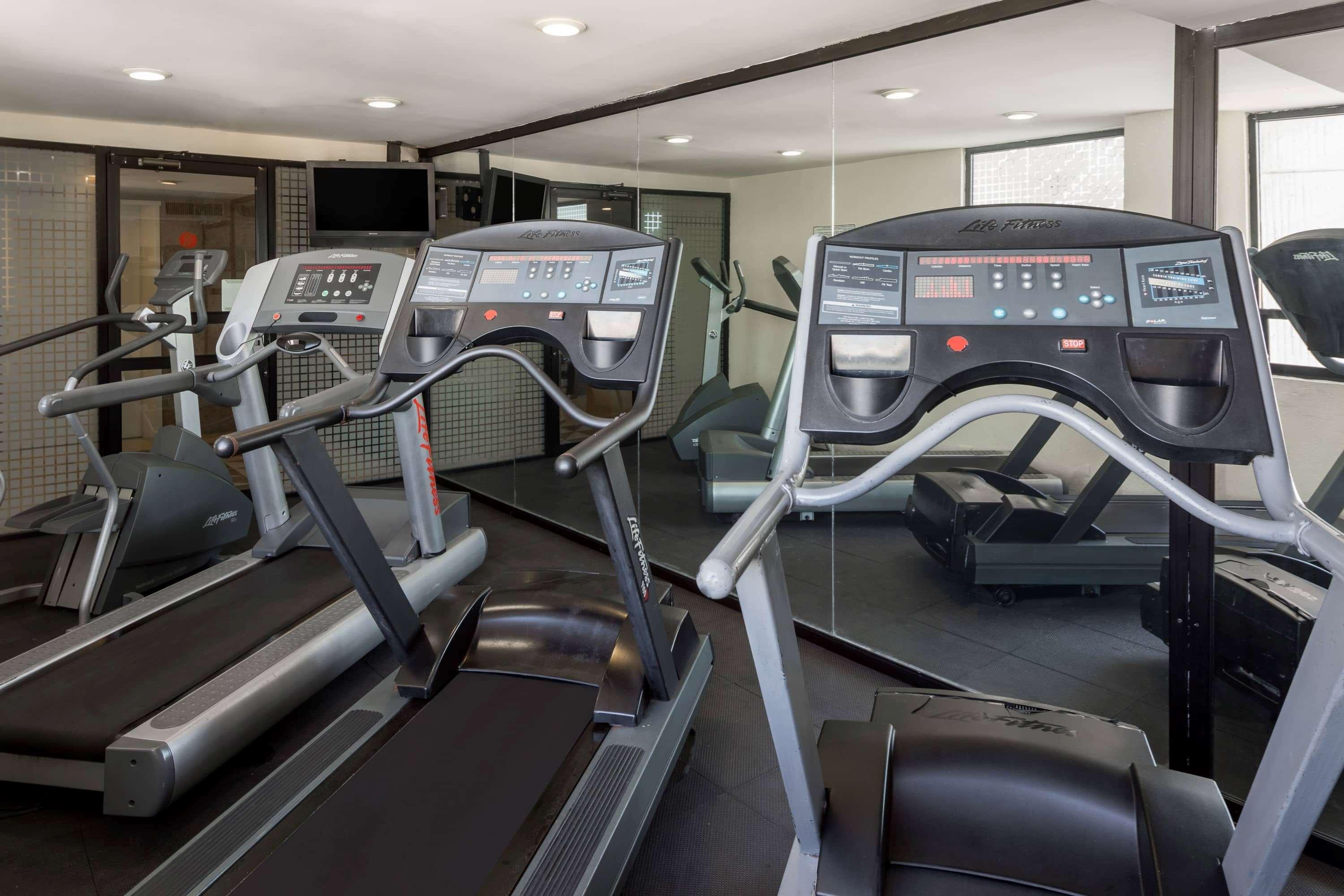Ramada Hola Culiacan Ngoại thất bức ảnh