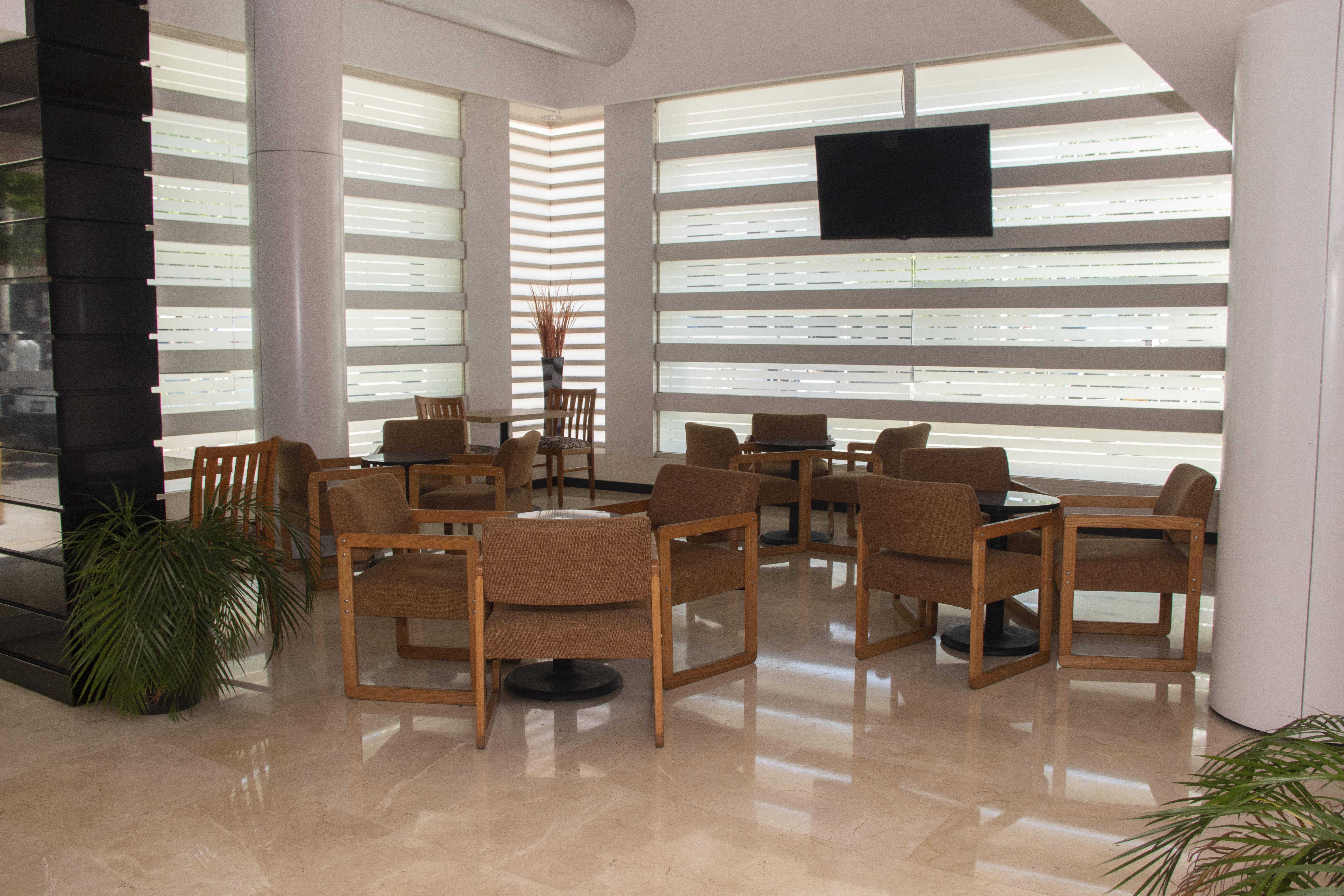 Ramada Hola Culiacan Ngoại thất bức ảnh