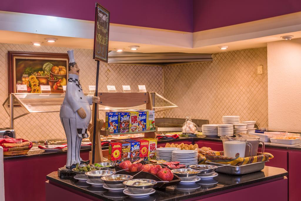 Ramada Hola Culiacan Ngoại thất bức ảnh